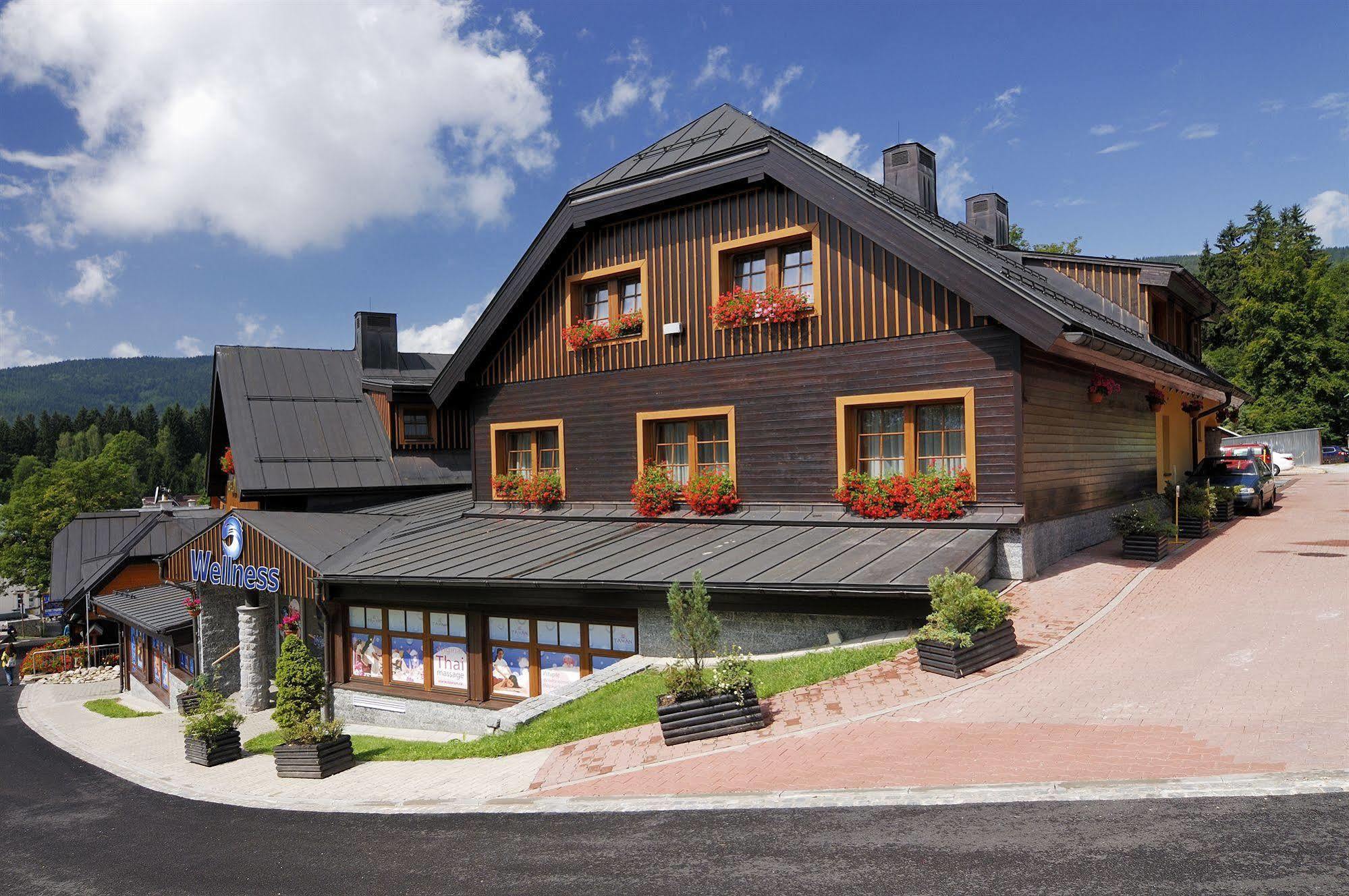Wellness Windsor 4* Špindlerŭv Mlýn